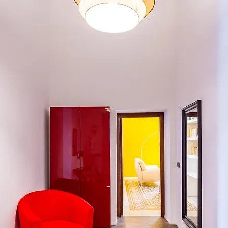 Wide And Arty At Spanish Quarter شقة